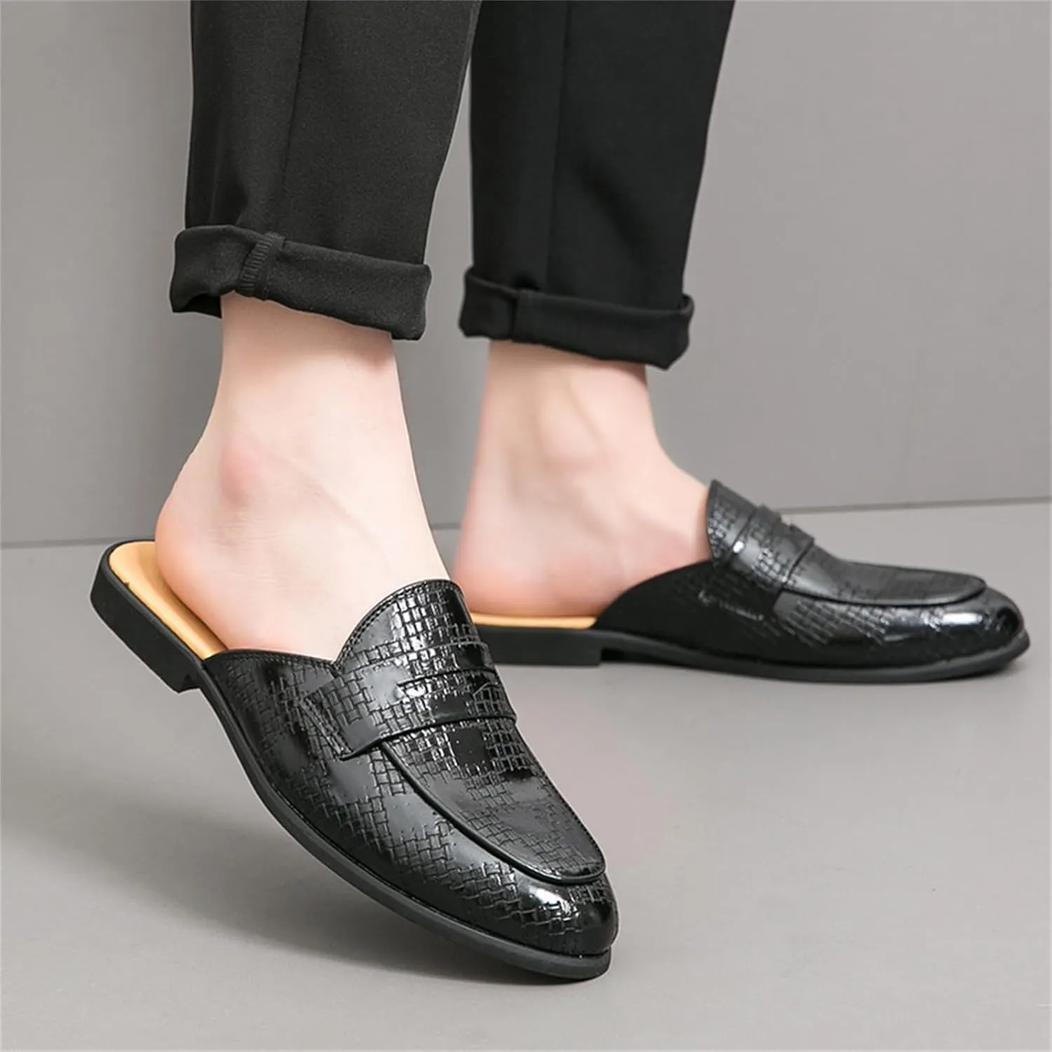 Aimery Mens Leather Slip-On Mules Backless Sandals Casual Modern Pointed Toe Flats Half Loafers Dress Formal Business Slippers