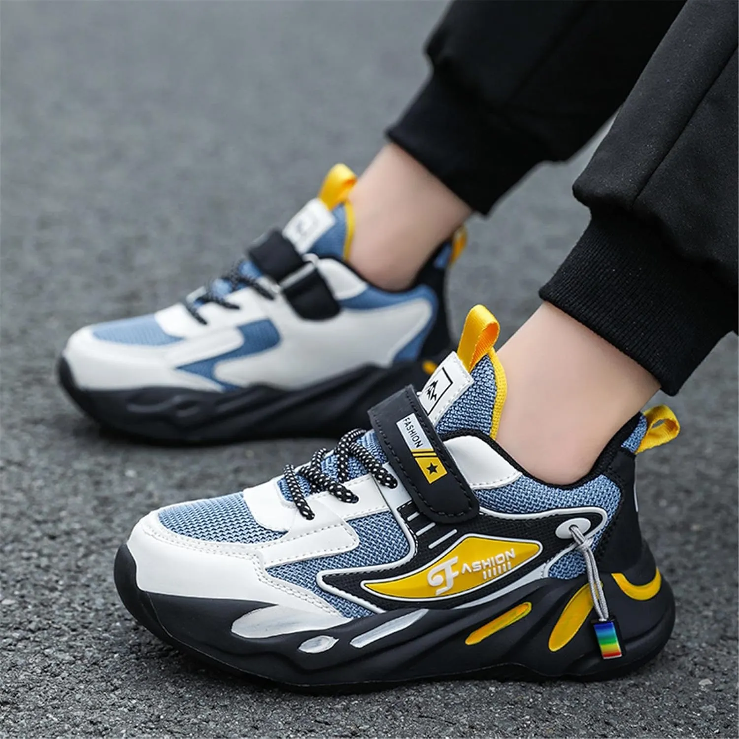 Boys Girls Shoes Lightweight Breathable Running Tennis Athletic Kids Sneakers
