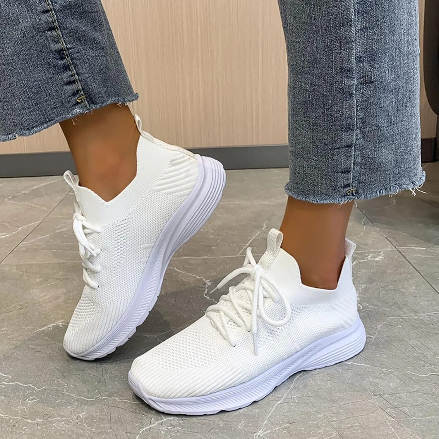 Fashion Spring and Summer Women Sports Shoes Flat Bottom Lightweight Flying Woven Mesh Cushioning Running Slip Women