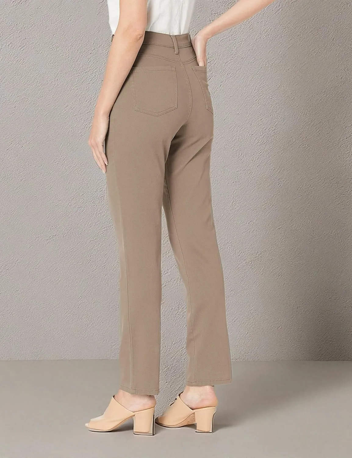 Gloria Vanderbilt Women's Amanda Classic High Rise Tapered Jean