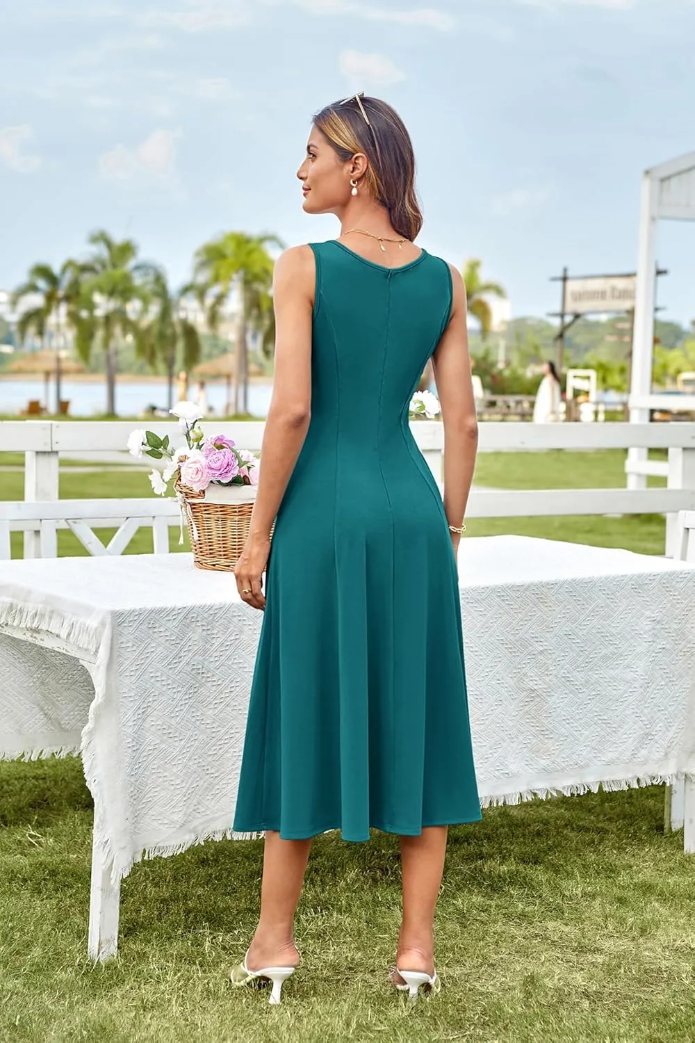 GRACE KARIN Womens 2025 Trendy Casual Tank Dresses Square Neck Sleeveless A Line Midi Sundress with Pockets