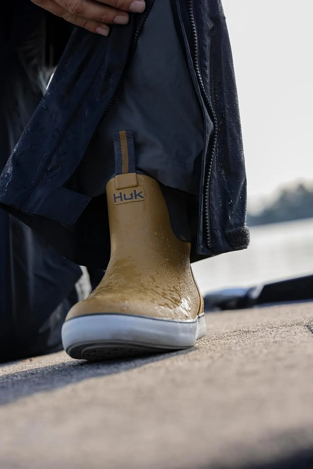 HUK Men's Rogue Wave Shoe | High-Performance Fishing & Deck Boot Rain