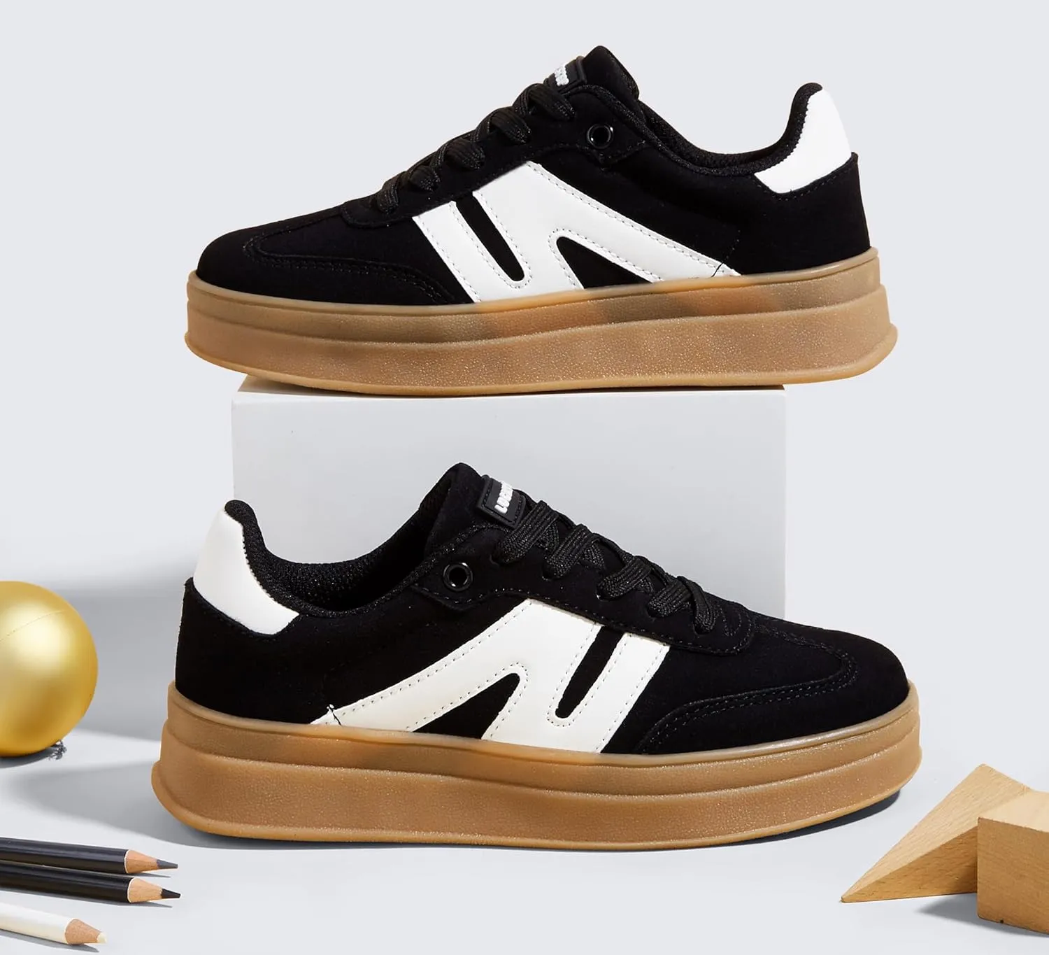 LUCKY STEP Boys Girls Platform Sneakers Fashion Casual Non Slip Walking Shoes Classic Retro Tennis Sneaker for Big Kids
