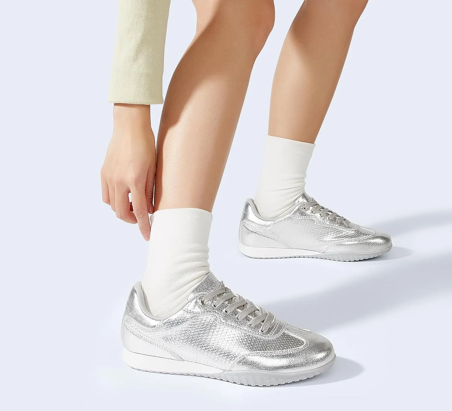 LUCKY STEP Women's Fashion Tennis Sneakers Casual Low Top Retro Lace-up Stylish Travel Lifestyle Trendy Walking Shoes