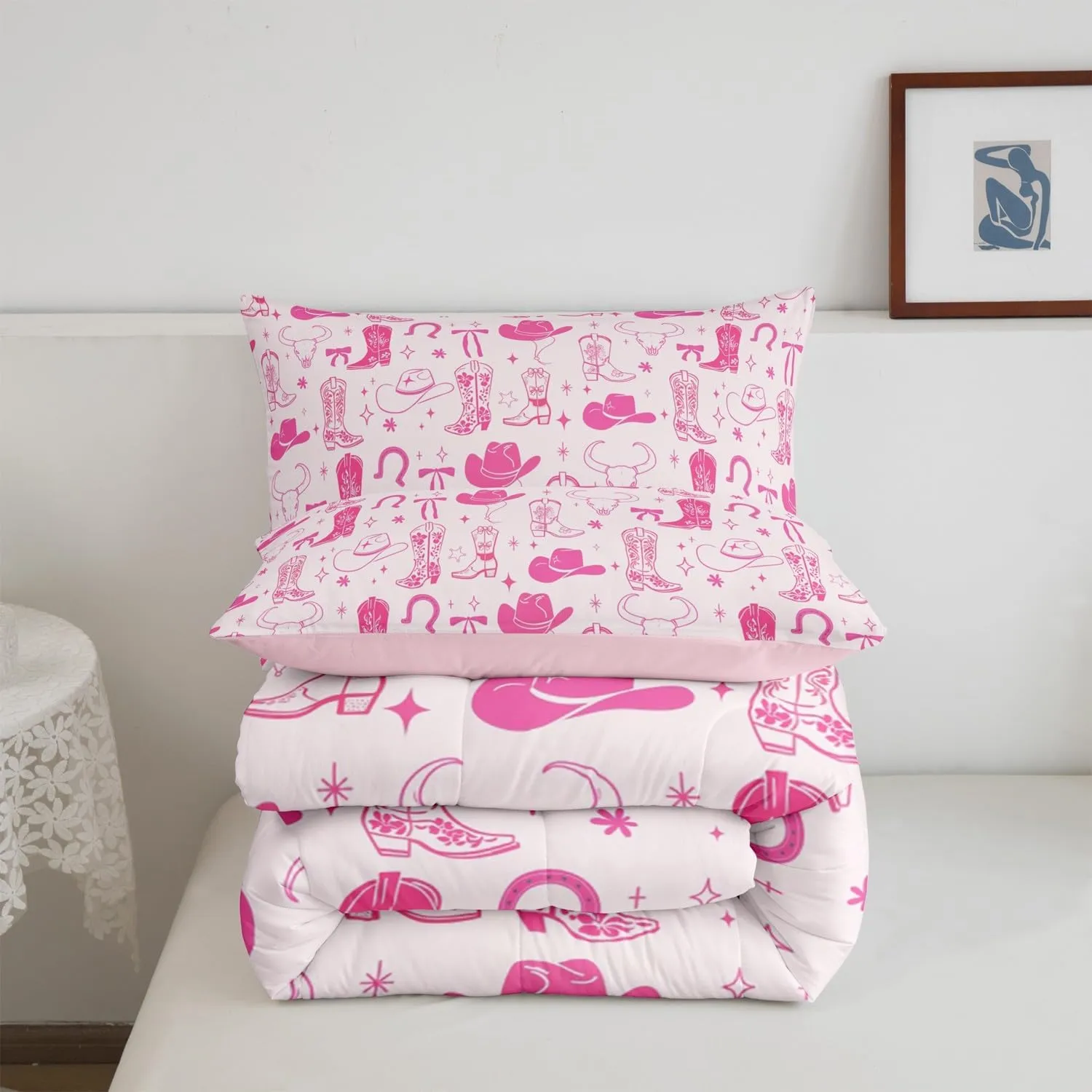 Manfei Cowgirl Kids Comforter Set Twin Size, Cowboy Boots Hat Bowknot Bedding Set for Girls, Western Bull Skull Horseshoes Down Comforter for All Season, Soft Polyester Quilt Set, 1 Pillowcase
