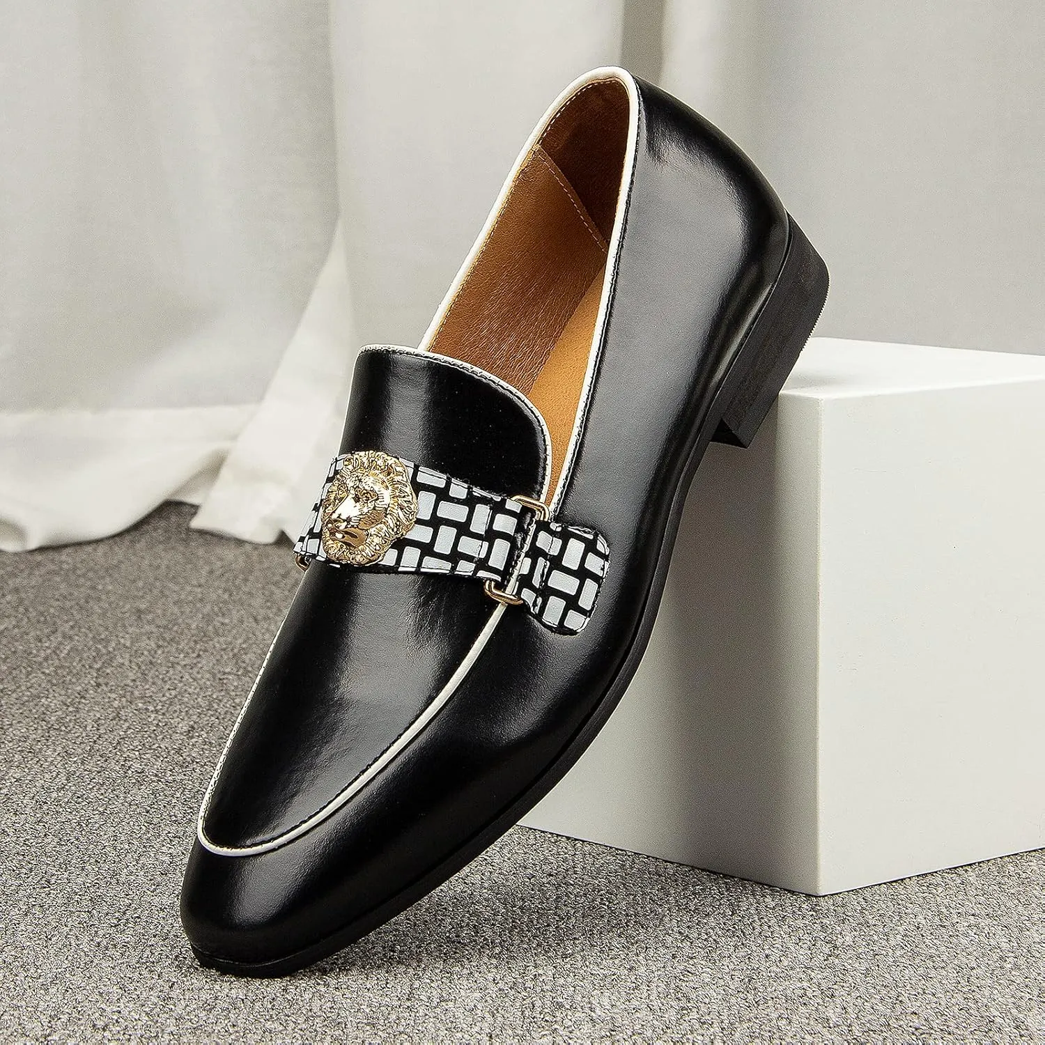 Meijiana Men's Loafers Lightweight Slip-On Moccasins Stylish Dress Shoes Breathable Tassels Loafers