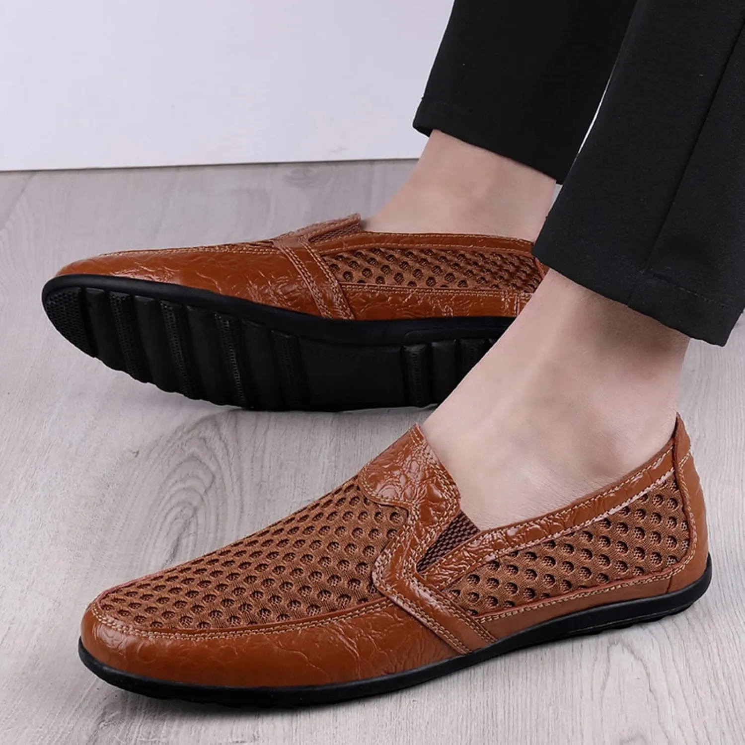 Men's Breathable Mesh Loafers Casual Slip-on Outdoor Walking Hiking Shoes