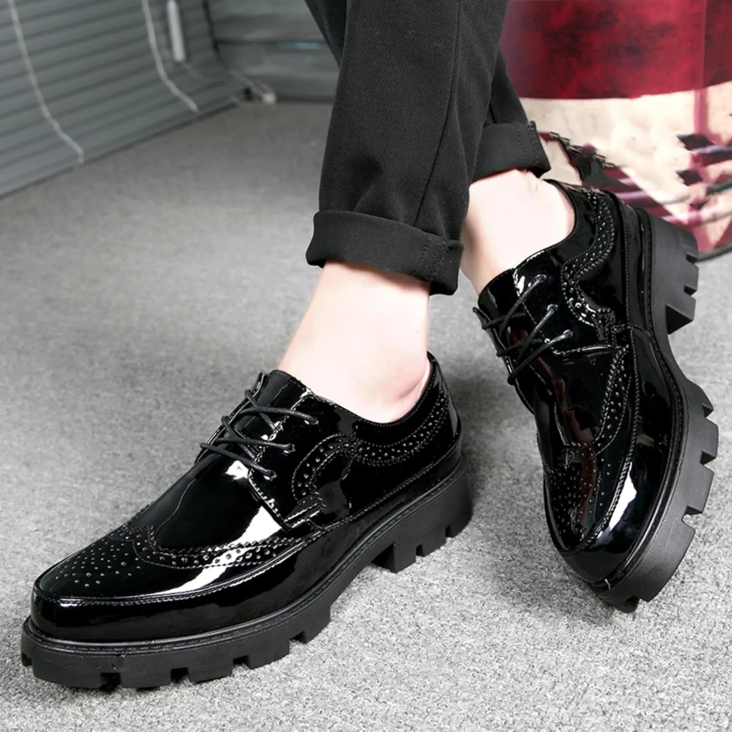 Mens Brogue Wingtip Patent Leather Chunky Heels Dress Oxfords Shoes Black Round Toe Lug Sole Tuxedo Loafers Business Formal Church Wedding Shoes