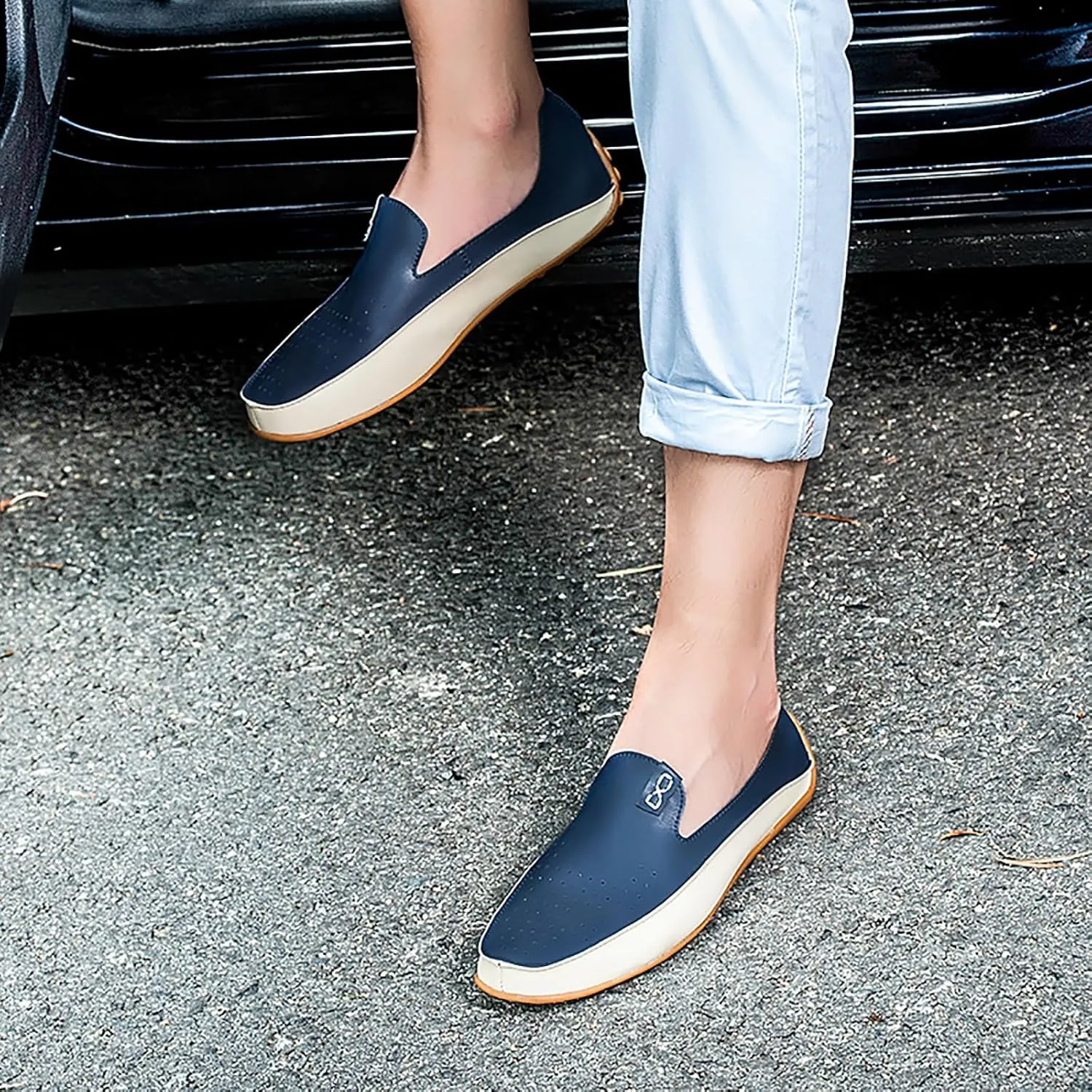 Men's Leather Penny Loafers Casual Breathable Round Toe Lightweight Soft Flat Slip On Moccasins Loafers for Daily Driving Walking Shoes