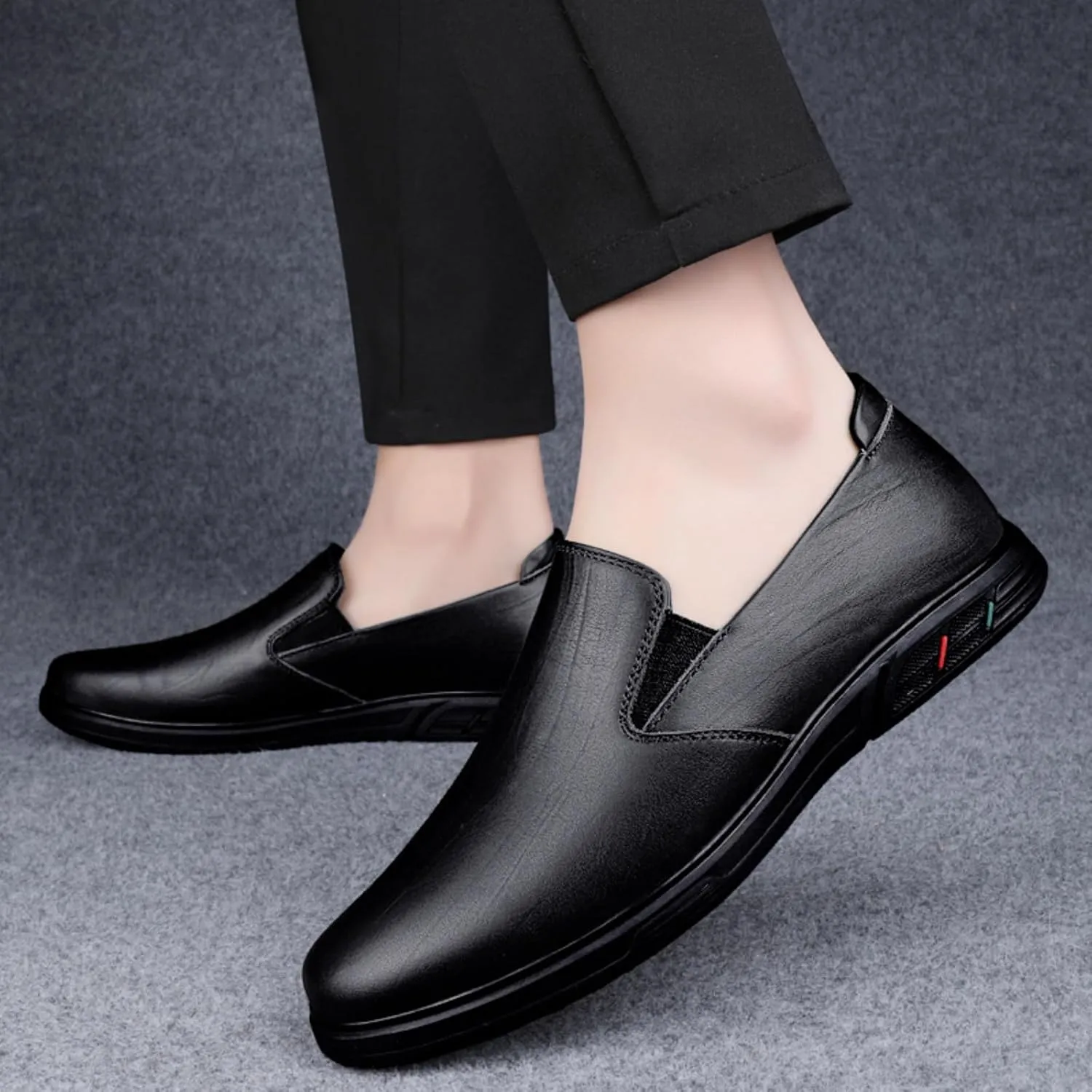 Men's Low - Top Slip - On Genuine Cowhide Slippers, Simple and Stylish for Daily Comfort Men Loafers Slip On Dress Shoes for Men Black Brown