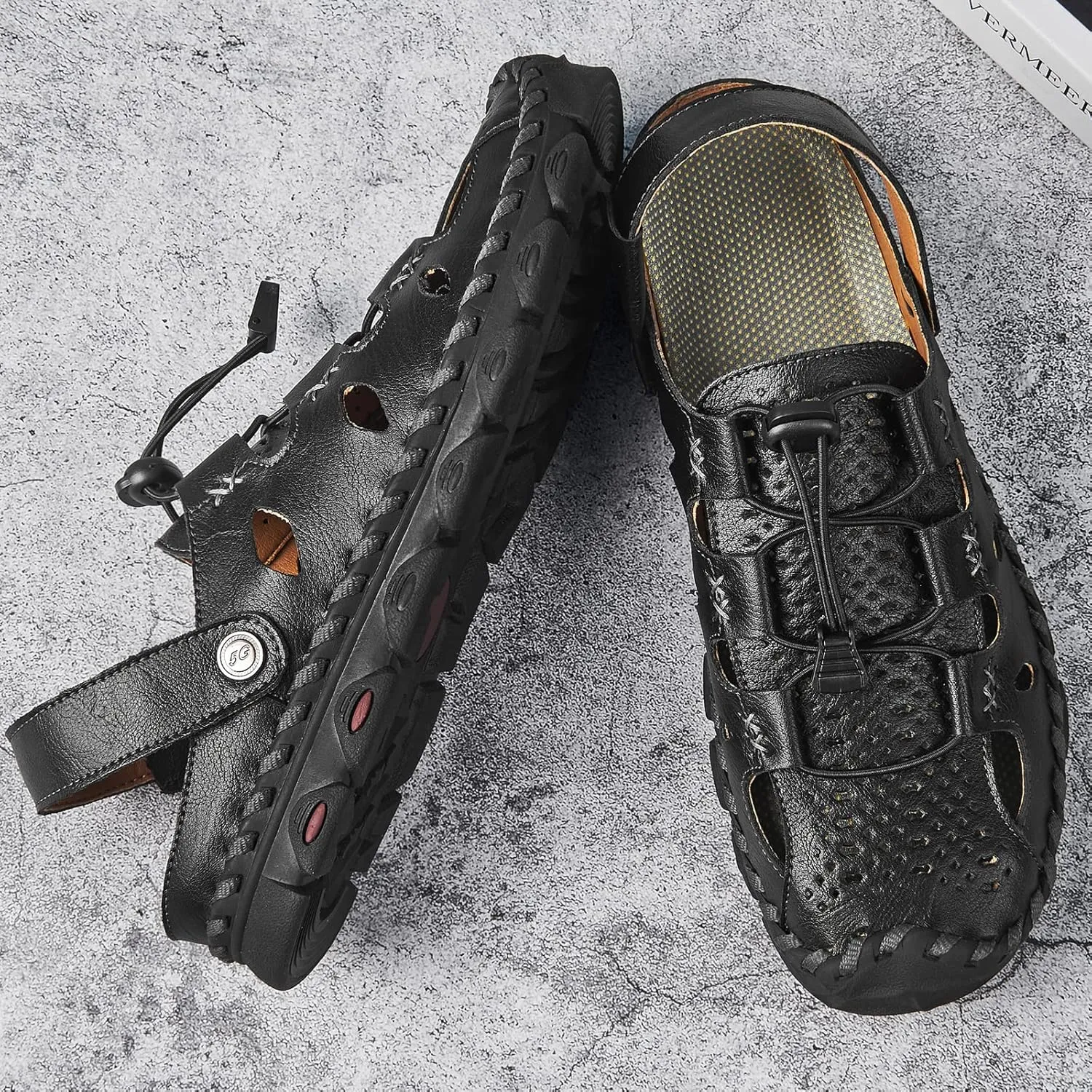 Mens Sandals Leather Closed Toe Outdoor Summer Anti-Slip Beach Sandals