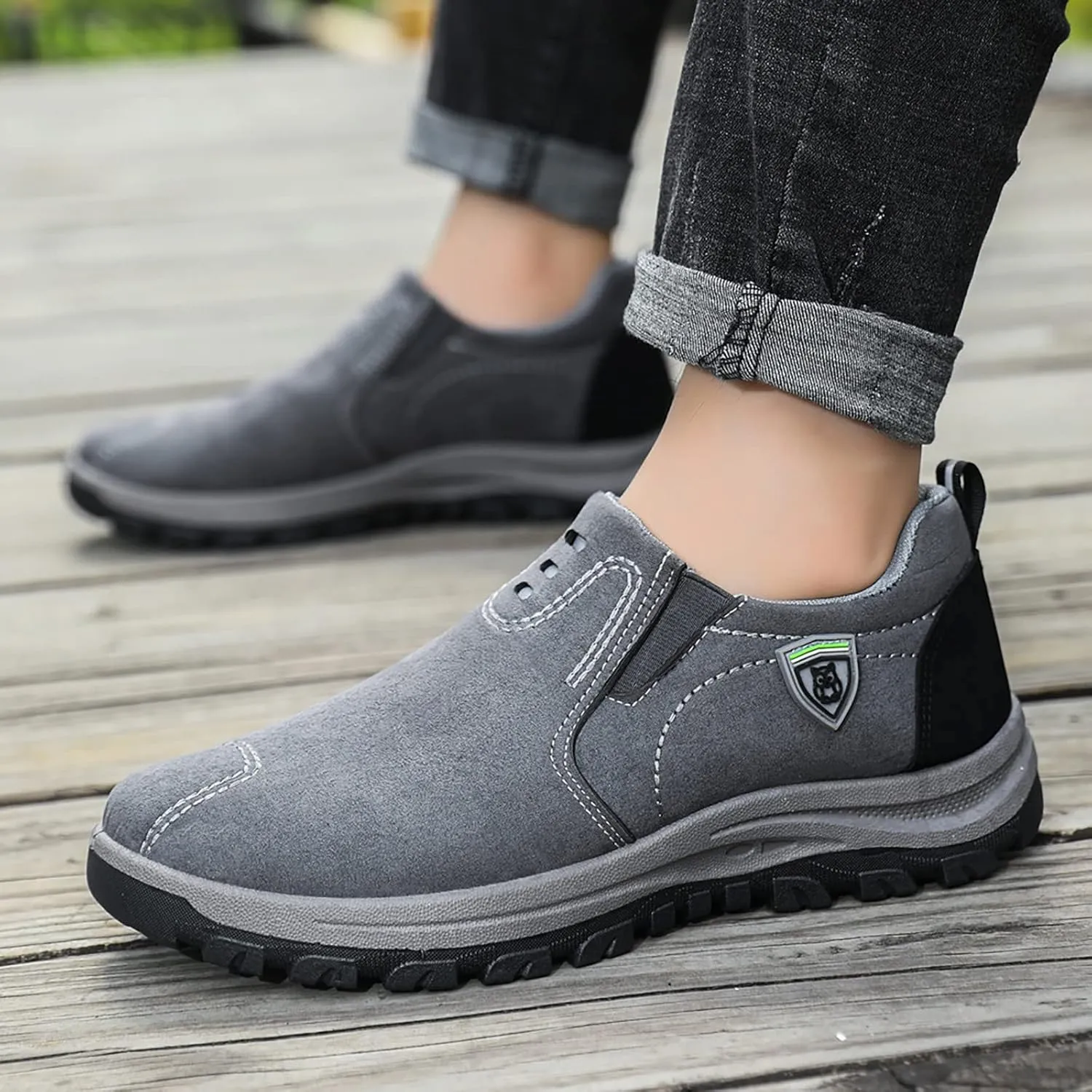 Mens Suede Walking Shoes Outdoor Simple Casual Arch Support Comfortable Waterproof Casual Shoes for Men Slip on Fashion Sneakers for Outdoor Walking