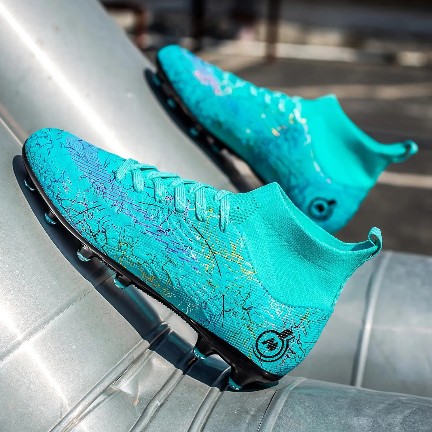 Mens Womens Soccer Cleats Youth Soccer Shoes Football Shoes High-Top Football Cleats Outdoor/Indoor Athletic Shoes Sneakers