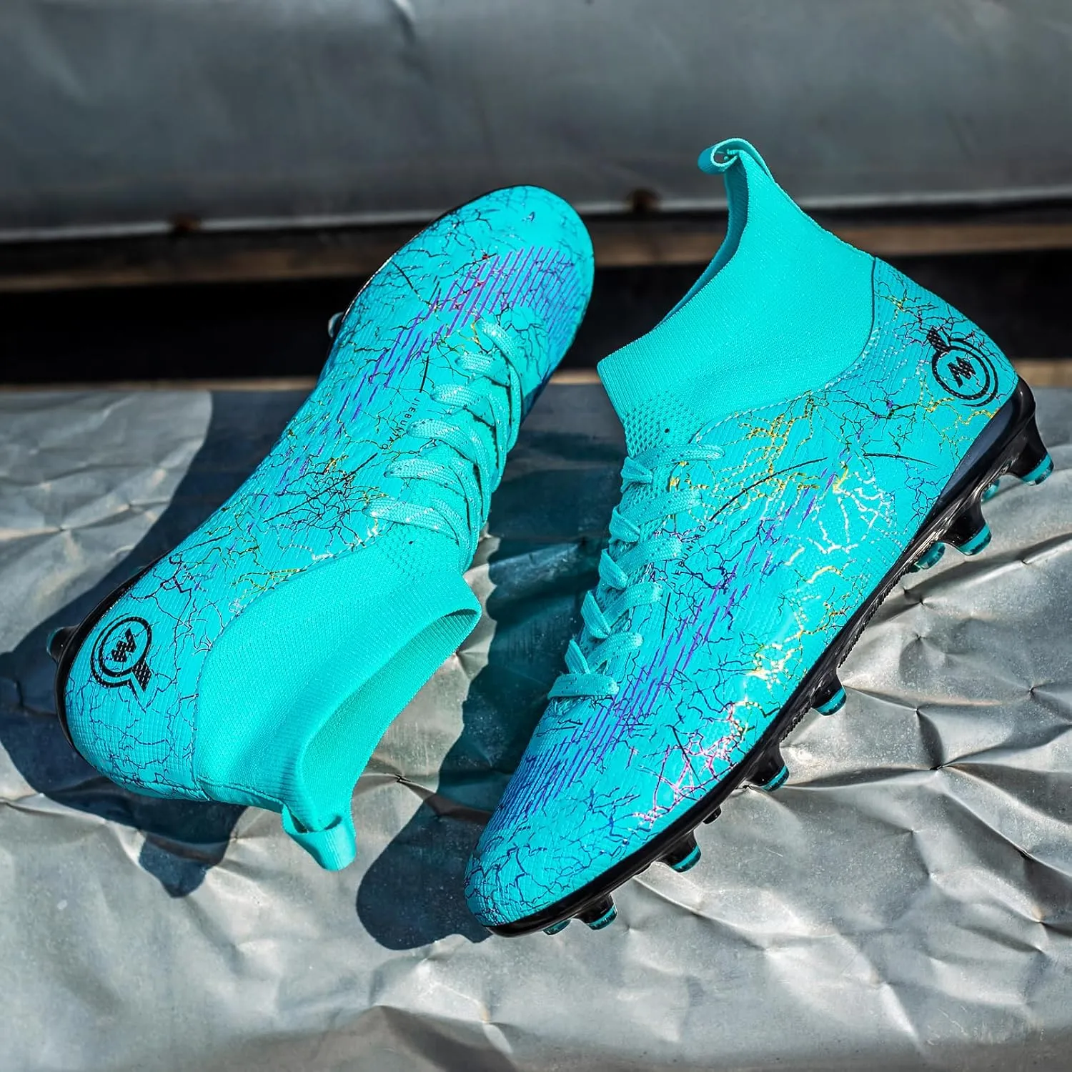 Mens Womens Soccer Cleats Youth Soccer Shoes Football Shoes High-Top Football Cleats Outdoor/Indoor Athletic Shoes Sneakers