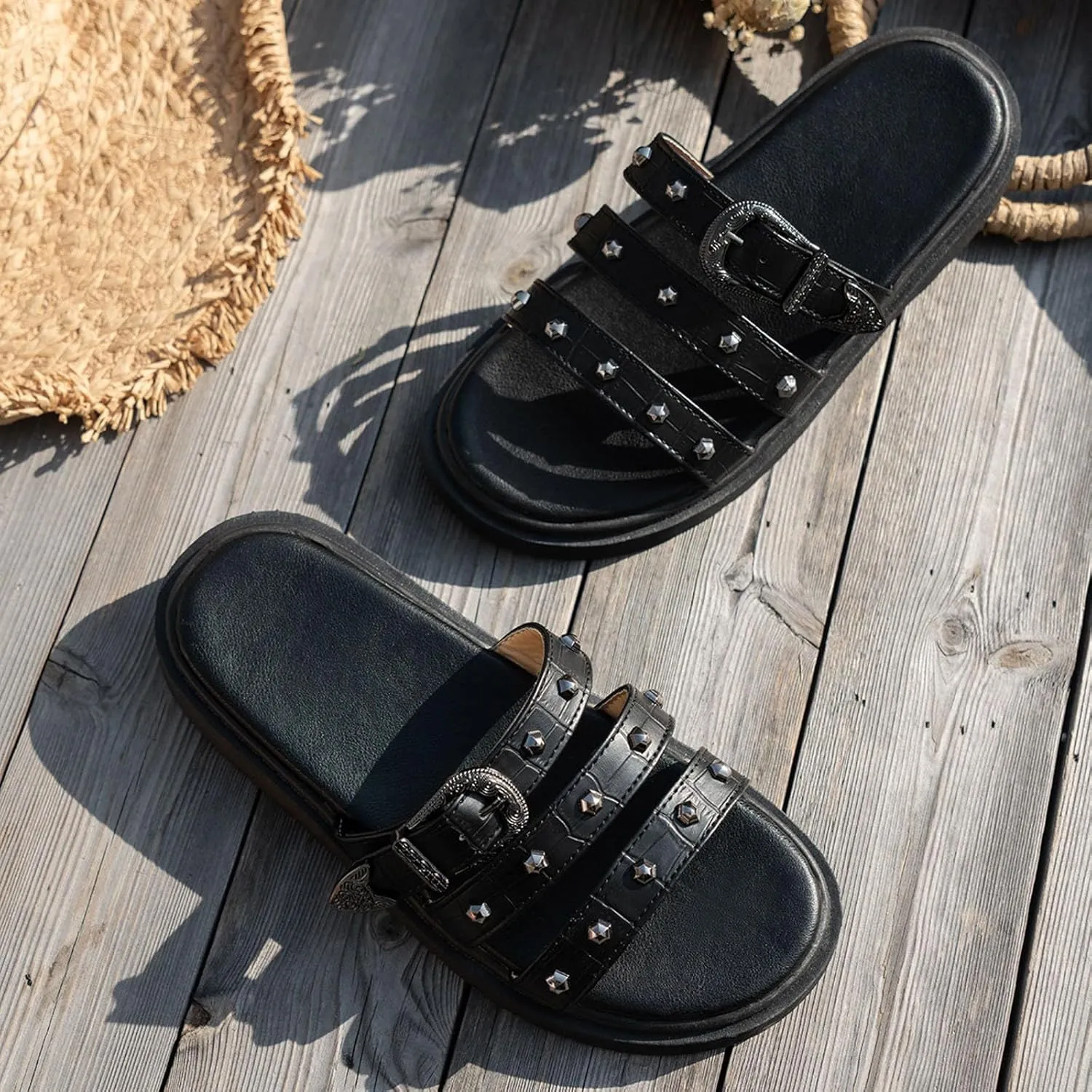 New Round Toe Thick Sole Beach Slippers For Women In Large Size Medium Heeled Roman Sandals Womens Outdoor Sandals