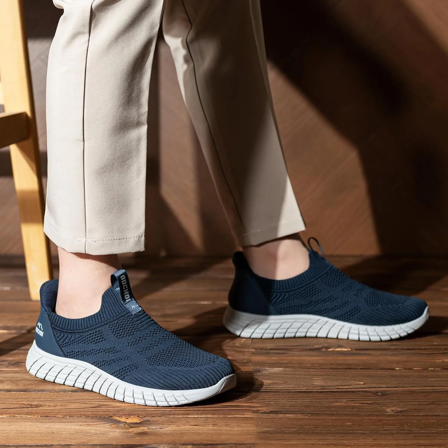 Slip in Mens Hands Free Slip On Sneakers Non Slip Breathable Walking Shoes Athletic Gym Workout Casual Shoes Fashion Loafers