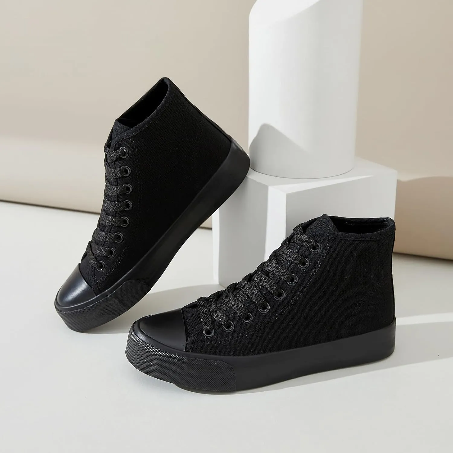Uoidru High Top Sneakers for Women Canvas Shoes White Canvas High Tops Women Casual Shoes Lace Up Fashion Sneakers