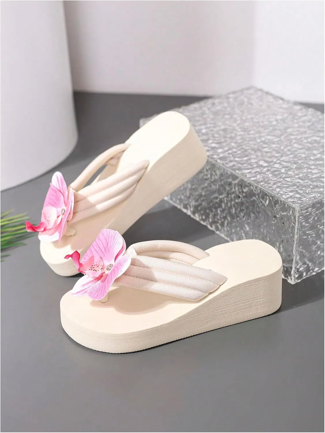 Verdusa Women's 3D Floral Platform Sandals Holiday Wedge Sandals Beach Flip Flops