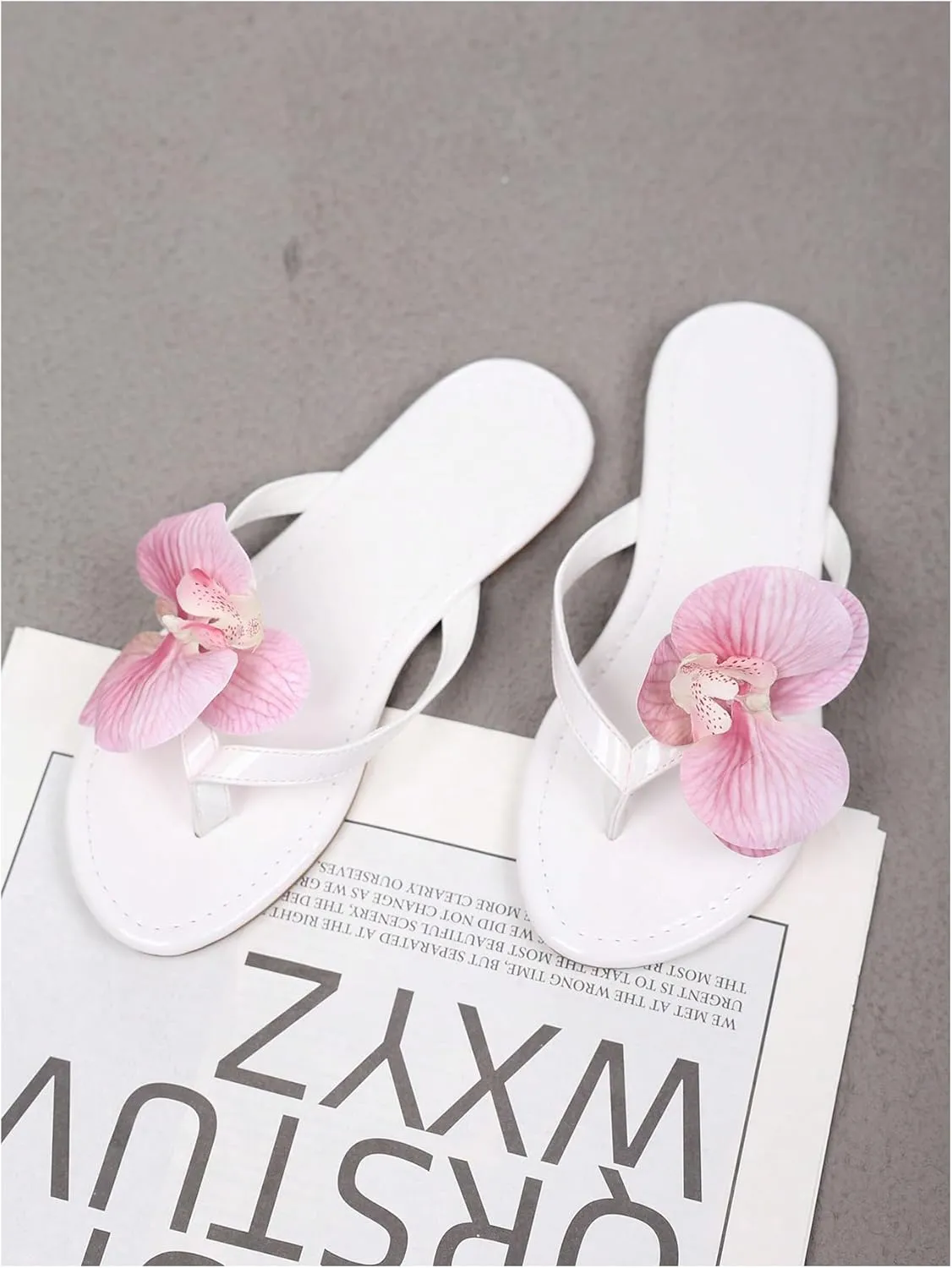Verdusa Women's Flower Thong Sandals Flip Flops Summer Beach Slides