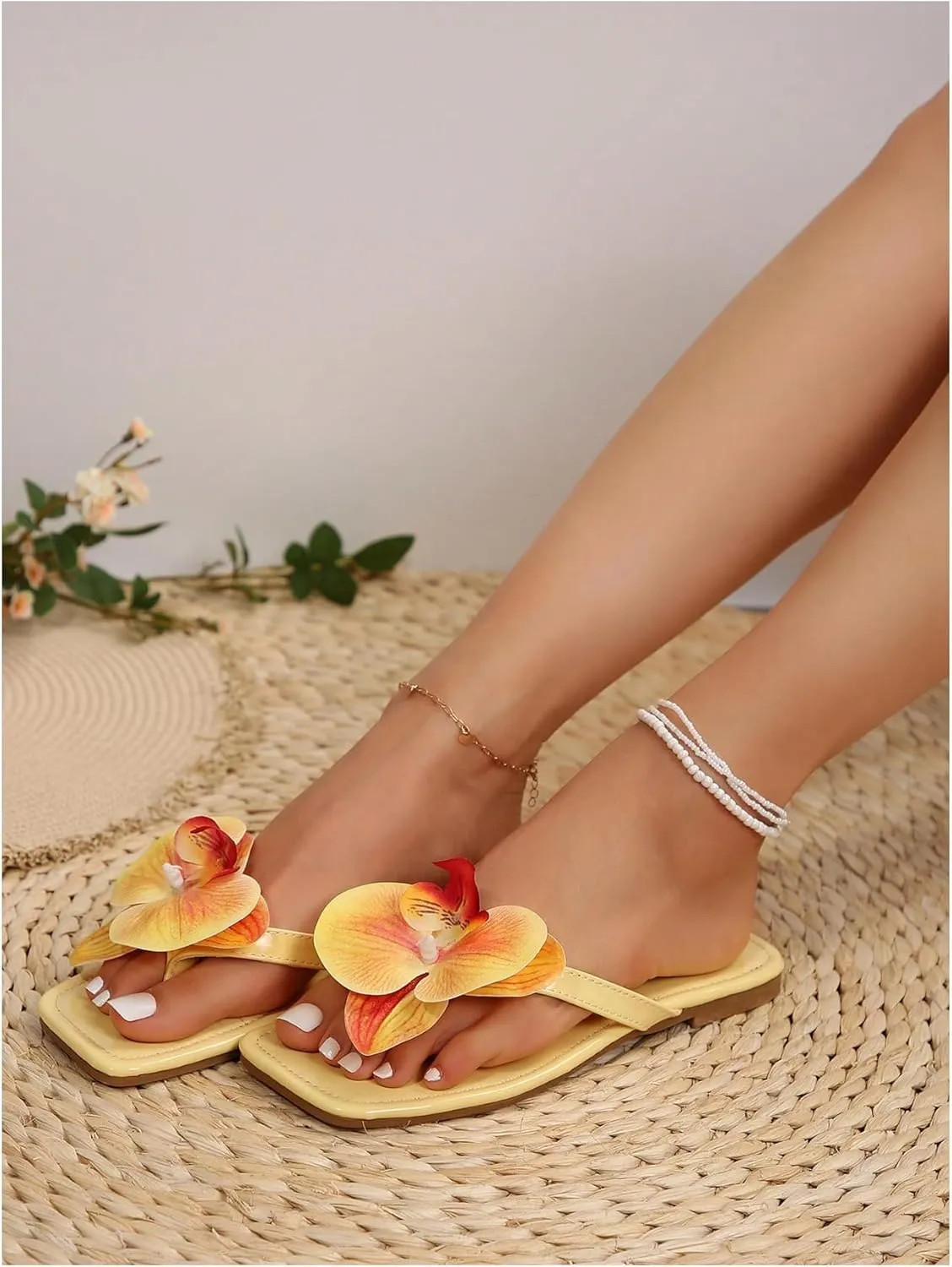 Verdusa Women's Flower Thong Sandals Flip Flops Summer Beach Slides