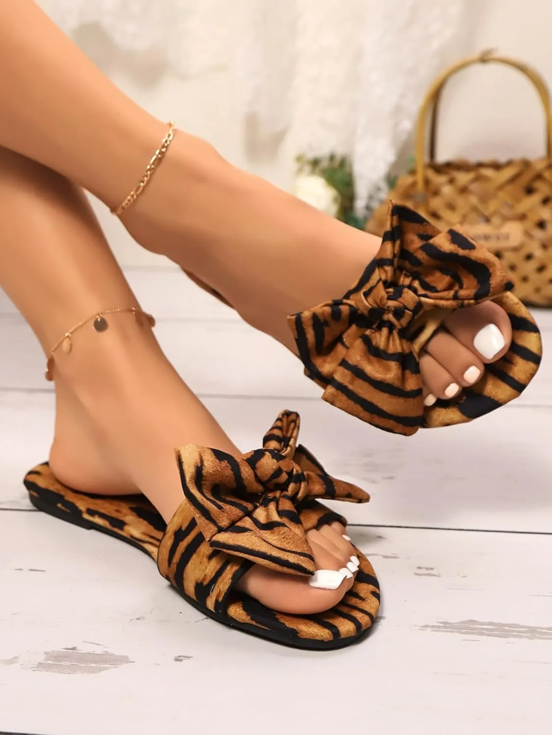 Verdusa Women's Leopard Print Sandals Bow Front Open Toe Slip on Flat Sandals