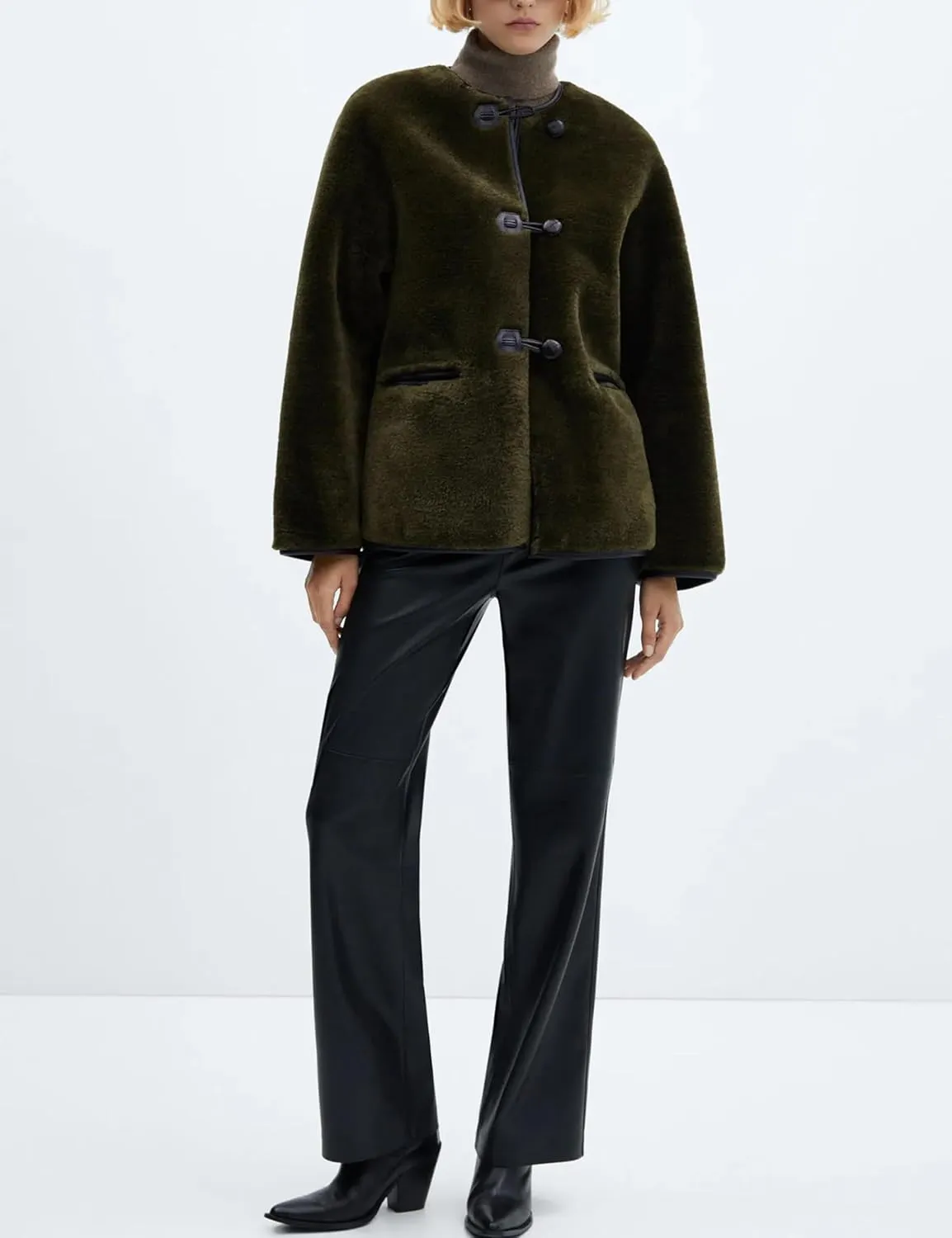 Women Faux Fur Jackets Loose Fit Fleece Long Sleeve Buttons Shaggy Winter Warm Outerwear Coats