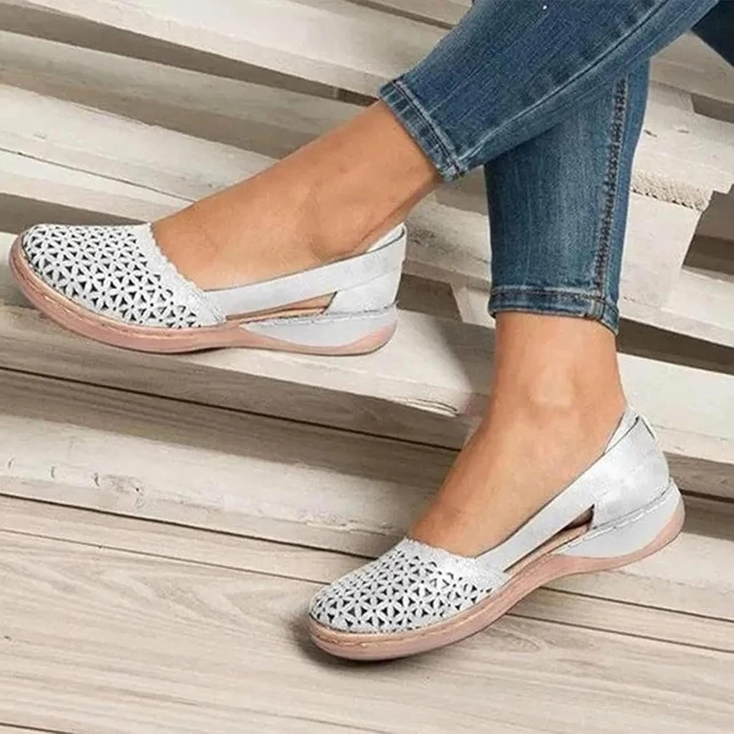 Womens Hollow Ballet Flats Casual Round Toe Low Heels Comfortable Vintage Leather Dress Shoes Walking Shoes Mary Janes