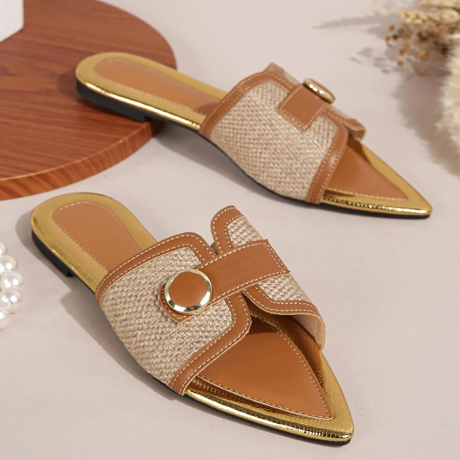 Women's Linen Fashion Pointed Toe Flat Slides Sandals Comfortable Lightweight Non-Slip Open Toe Slip On Summer Beach Slippers