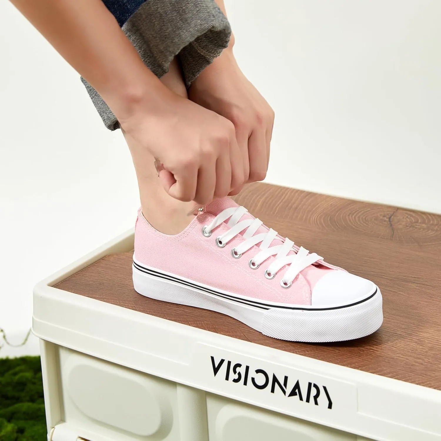 ZGR Womens Low Top Canvas Shoes,Lace up Canvas Sneakers,Casual White Tennis Walking Shoes